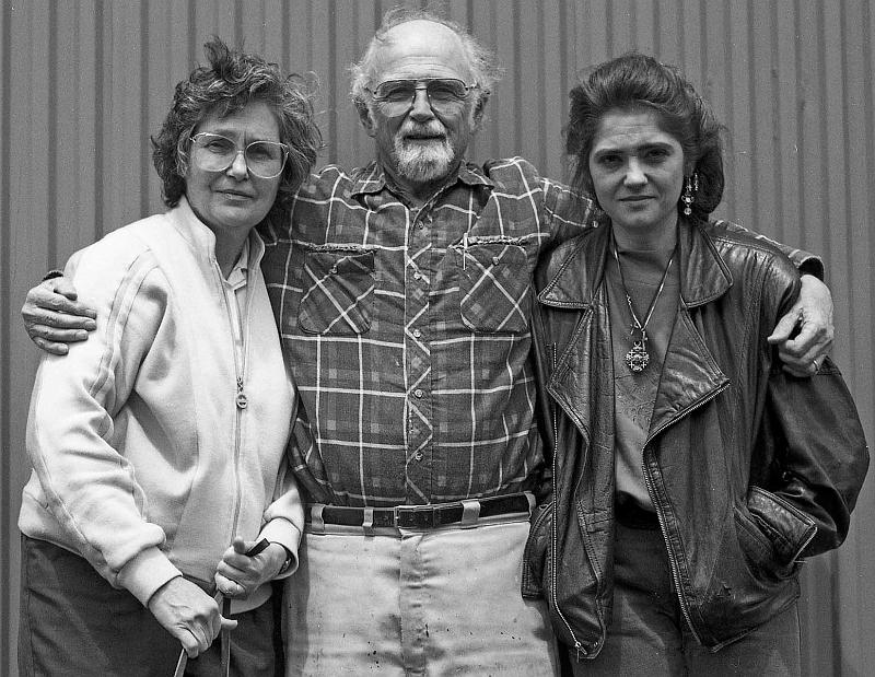 1993-05 Mom Pater Julie Isanti.jpg